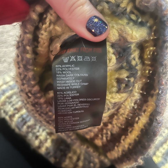 Urban Outfitters Lyra Pullover Knit Sweater - Picture 4 of 5